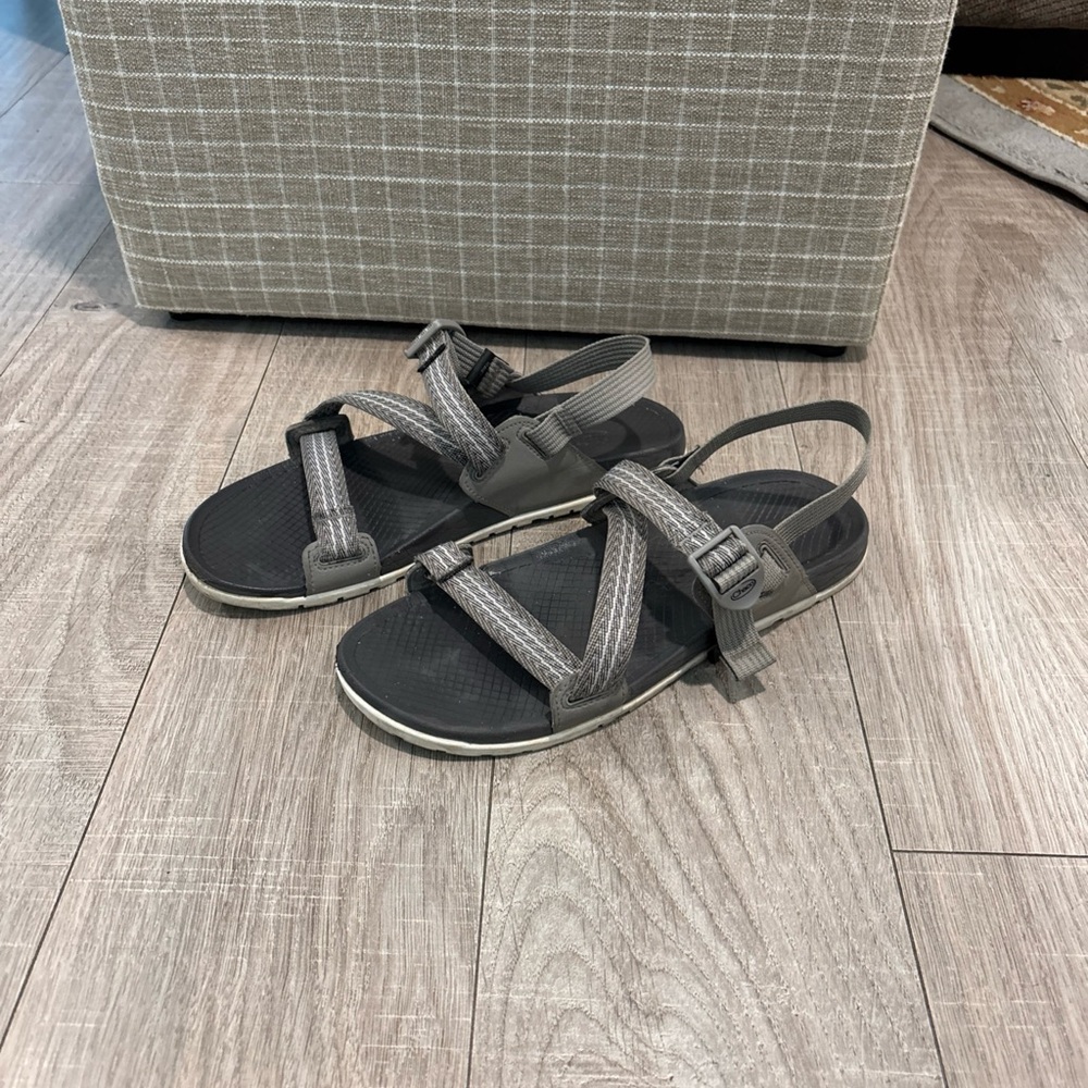Chaco Gray Strappy Sandals- Lowdown- Women’s Size 9
